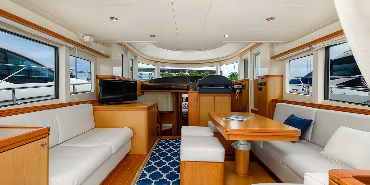 Аренда яхты Maestro 51ft на Пхукете